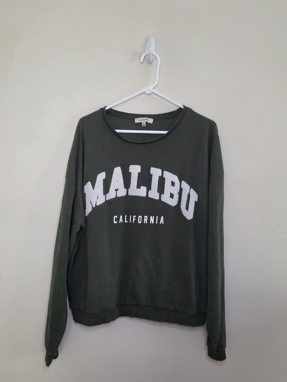Women's Francesca's Green Malibu California Sweatshirt Sz XL